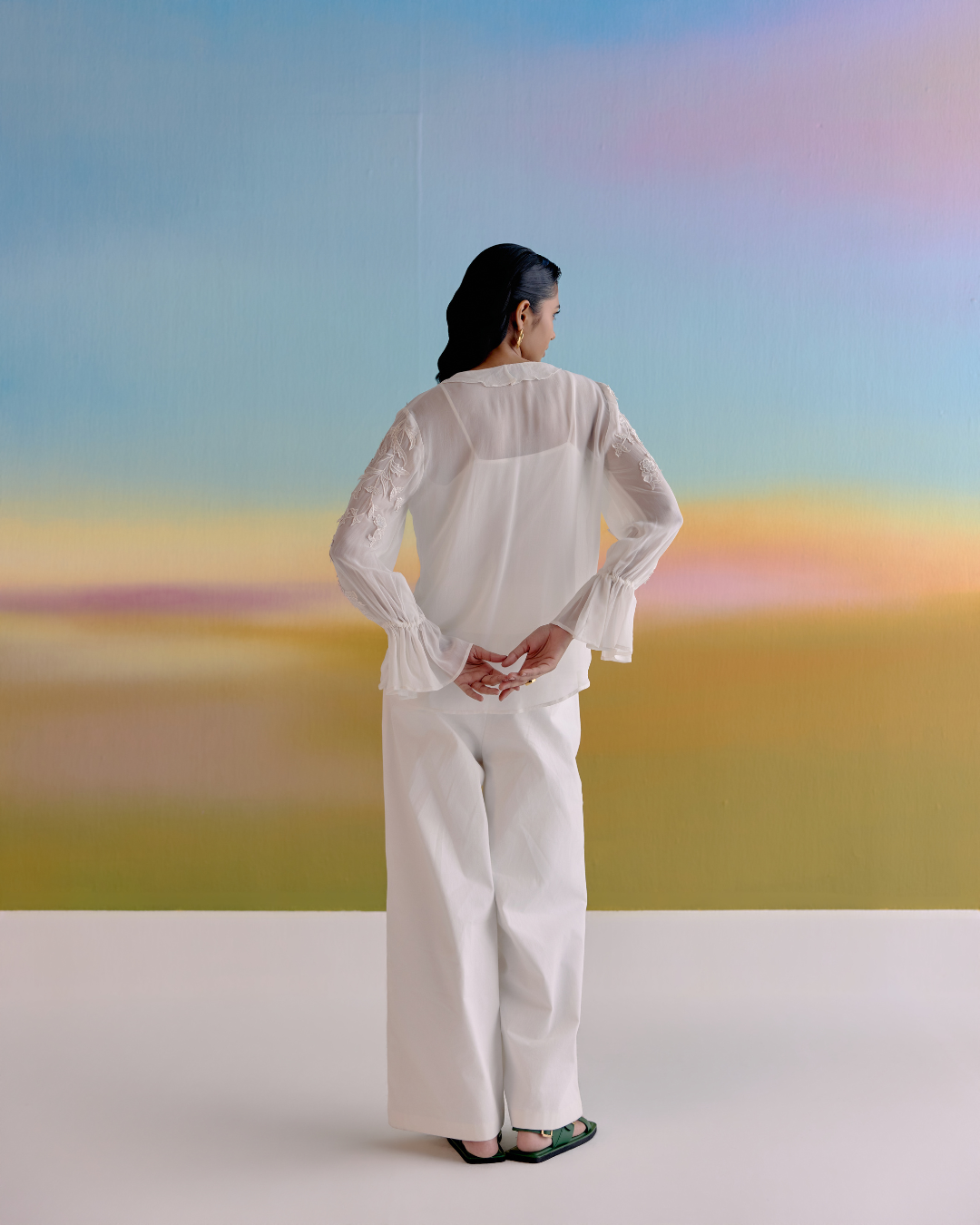 WHITE LILY SHIRT
