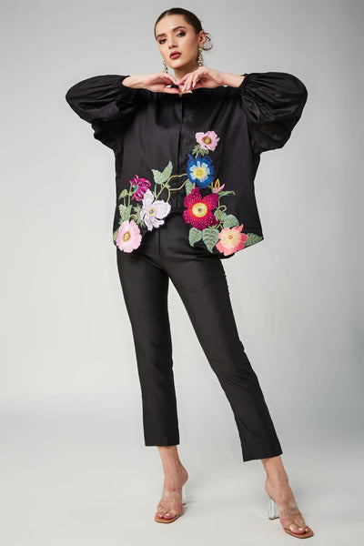 Full bloom oversized black shirt